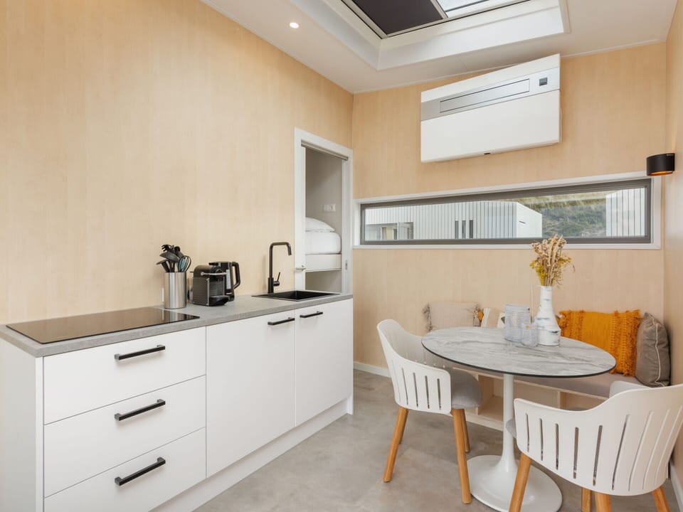 Chalet | Dining
