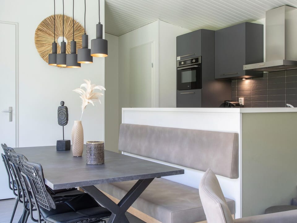 Chalet | Dining