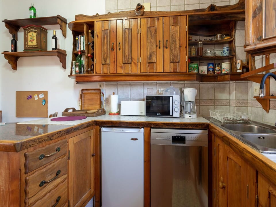 House | Private kitchen | Stovetop