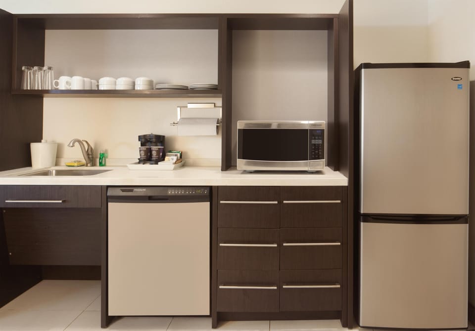 Studio, 2 Queen Beds, Accessible, Bathtub | Private kitchen | Full-size fridge, microwave, coffee/tea maker, toaster