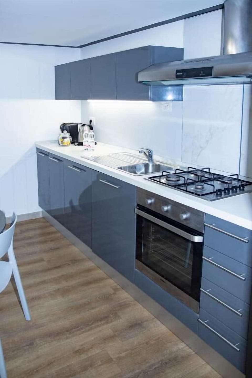 One - Bedroom Apartment | Private kitchen