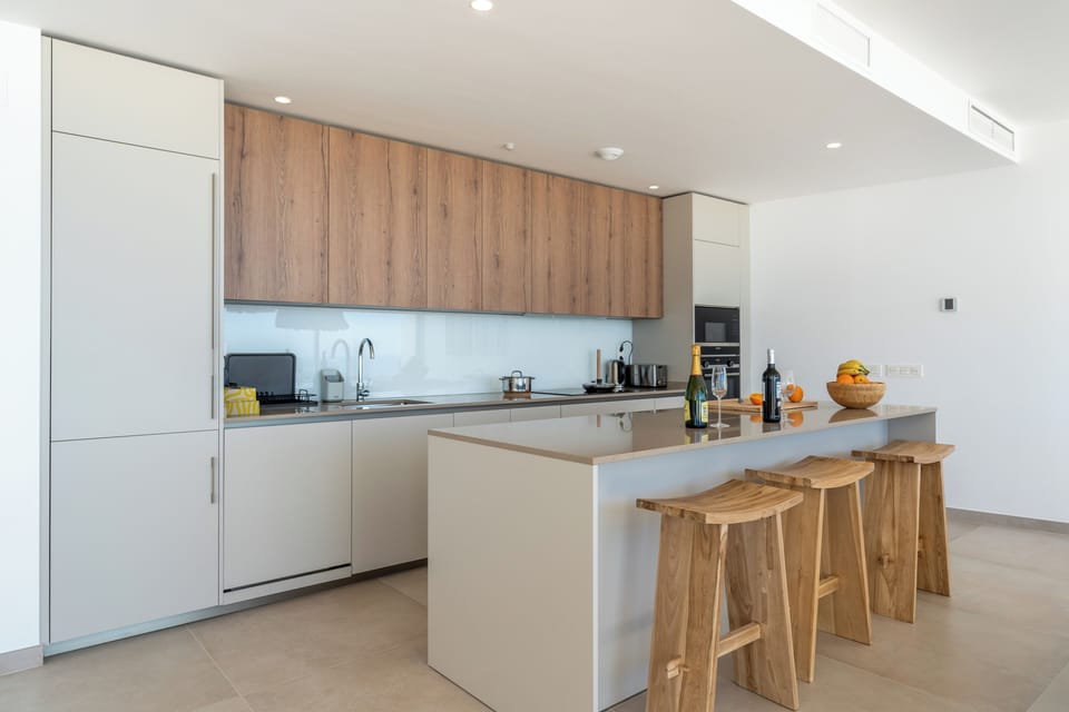 Apartment | Private kitchen | Fridge, microwave, oven, stovetop