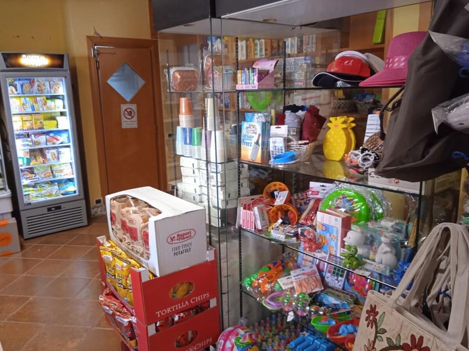 Chalet | Gift shop
