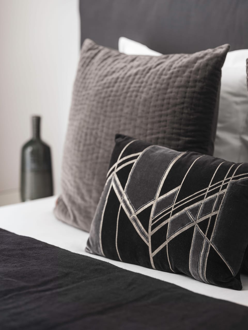 Nairobi - 2 bedrooms Apartment near Place Royale, no elevator - 700 sqm | Premium bedding, Tempur-Pedic beds, in-room safe, blackout drapes