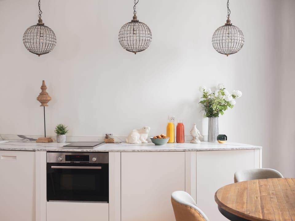 Apartment, 1 Bedroom (Amsterdam - Place Royale - 51m²) | Private kitchen | Espresso maker, coffee/tea maker, electric kettle