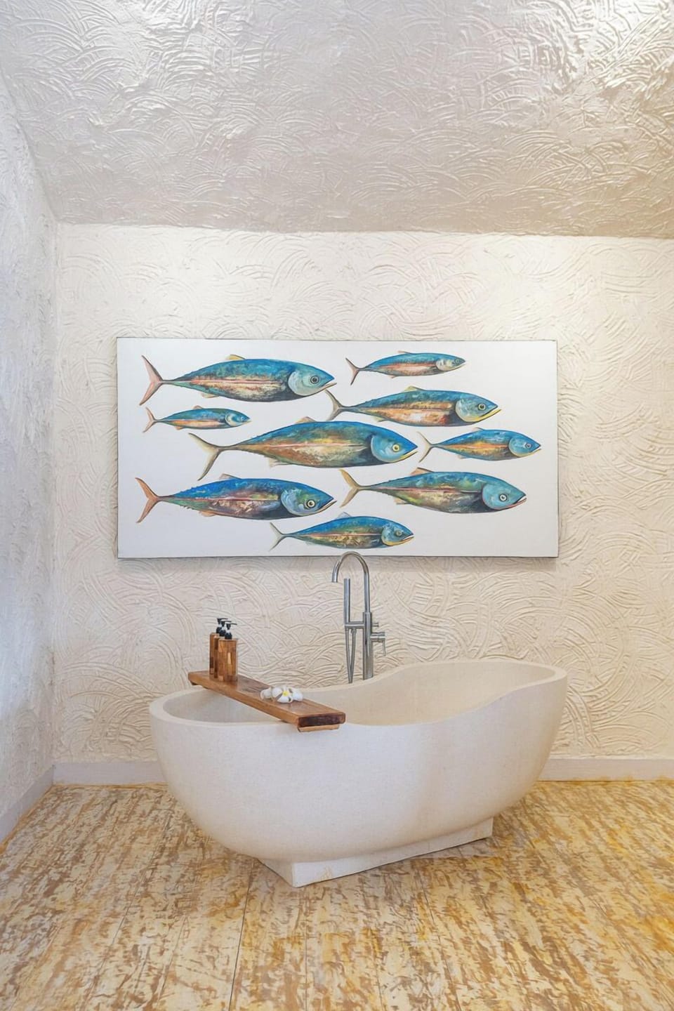 Superior Bungalow, Bathtub, Pool View | Bathroom | Shower, hair dryer, bidet, towels