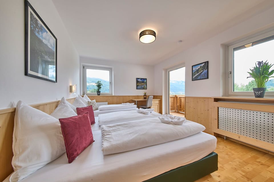 Classic Triple Room, Balcony, Mountain View | Individually decorated, individually furnished, free WiFi