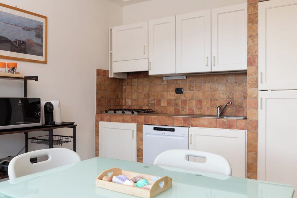 Apartment | Private kitchen | Fridge, microwave, stovetop, dishwasher