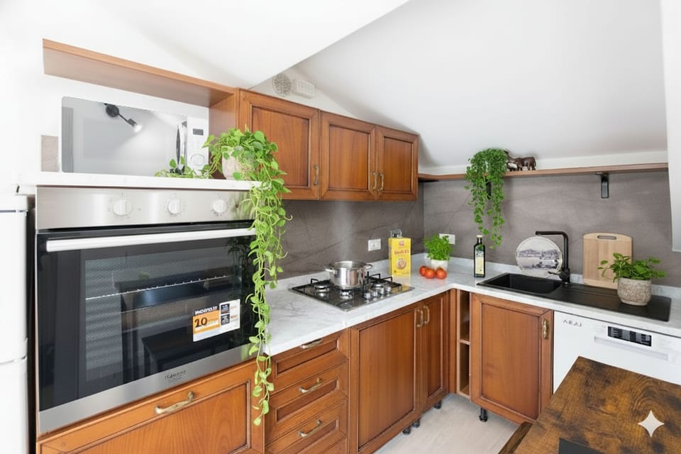 City Condo | Private kitchen | Full-size fridge, microwave, oven, stovetop