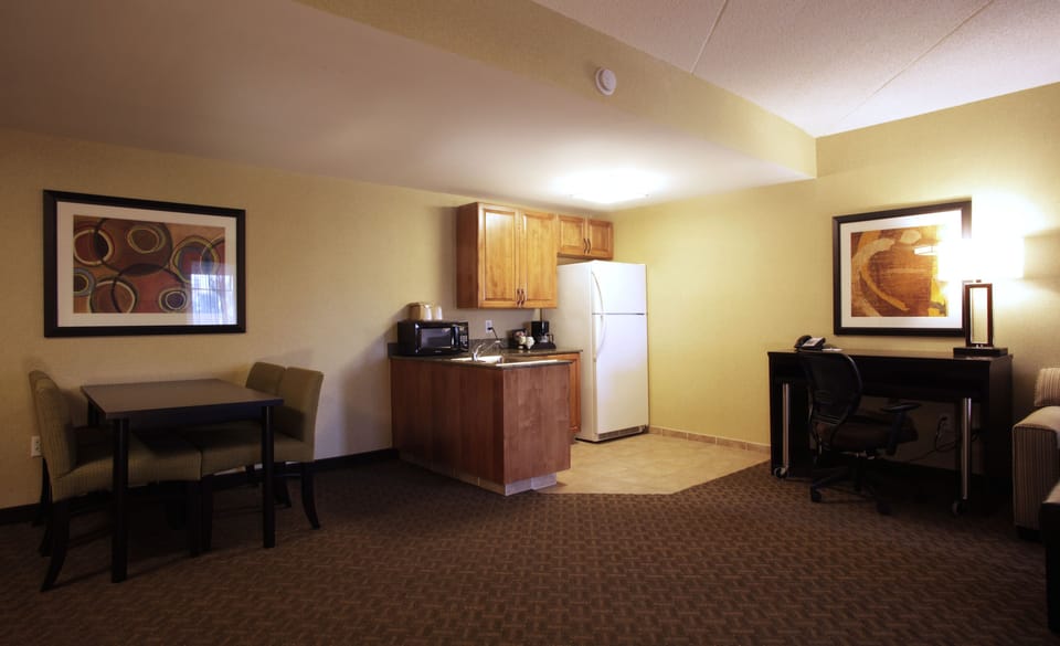 Microwave, coffee/tea maker