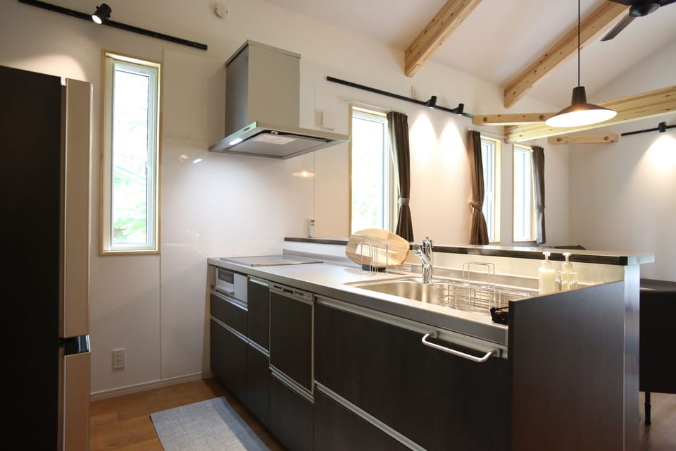 Family Cabin | Private kitchen | Fridge, microwave, oven, stovetop