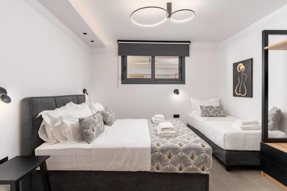 House | 10 bedrooms, soundproofing