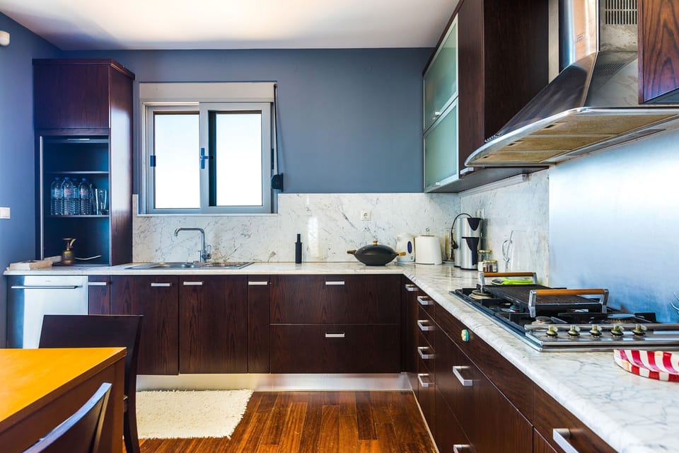 House | 6 bedrooms, soundproofing