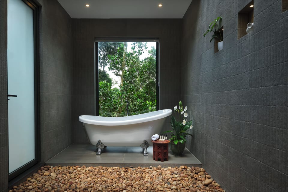 Luxury Villa, Pool View | Premium bedding, down comforters, pillowtop beds, minibar