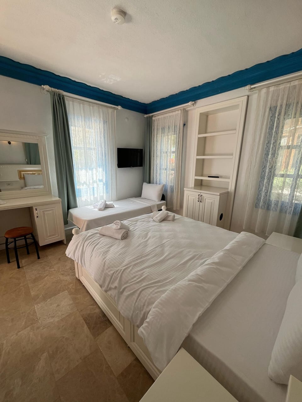 Business Triple Room | Free WiFi
