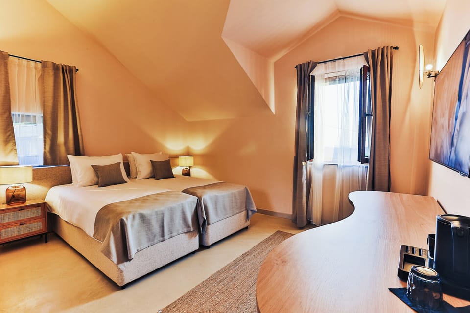 Basic Double or Twin Room, Hill View | Desk, laptop workspace, free WiFi