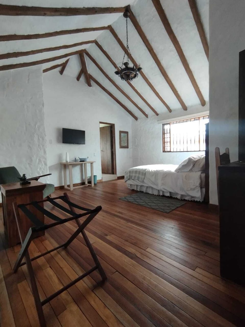 Standard Room, Courtyard View | Individually decorated, individually furnished, desk, laptop workspace