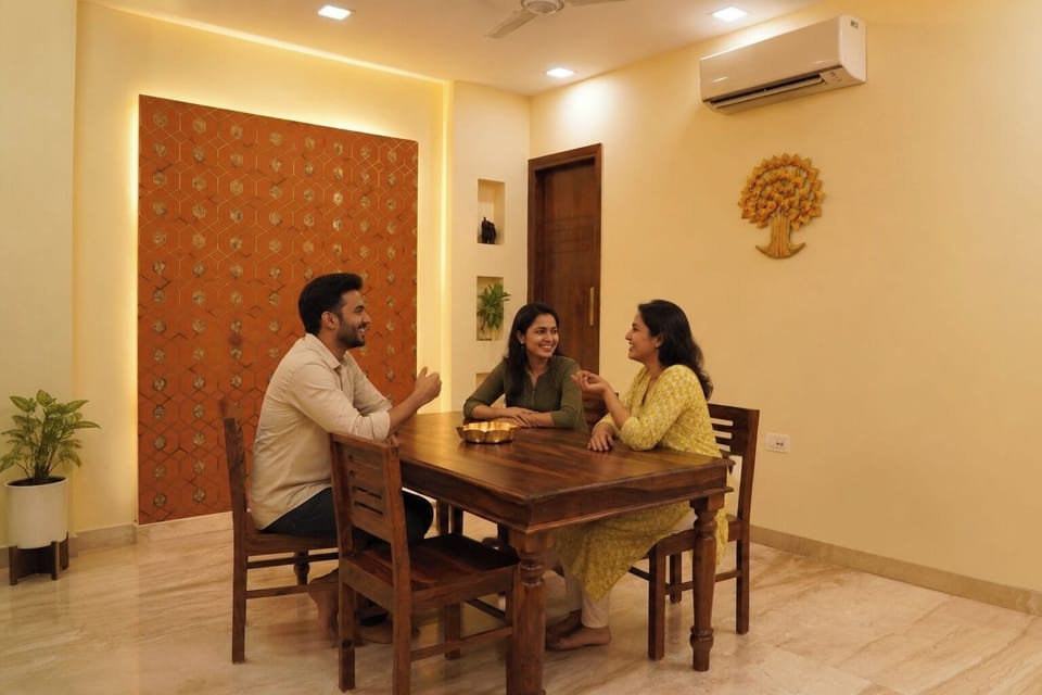 Luxury Apartment | In-room dining