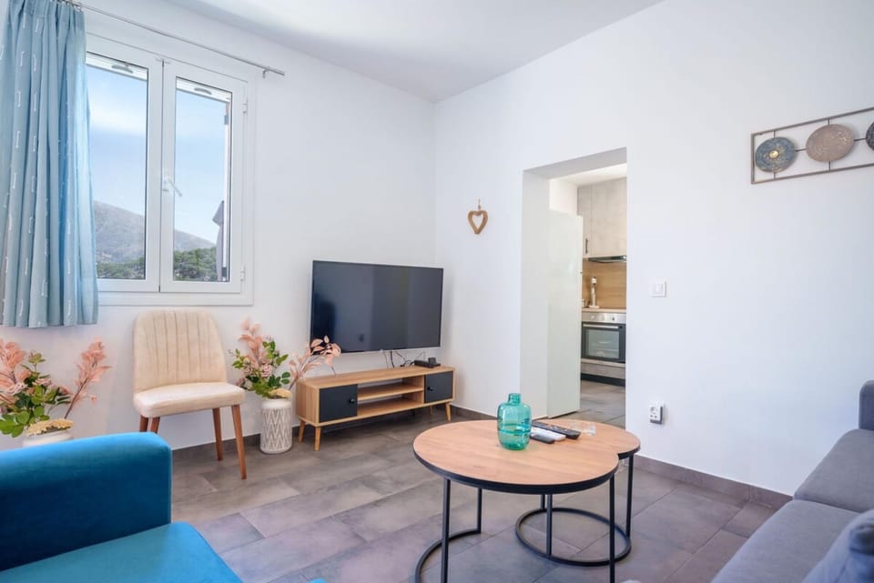 House | 1 bedroom