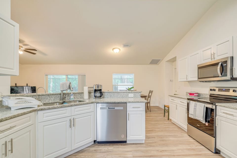 House (3 Bedrooms) | Interior