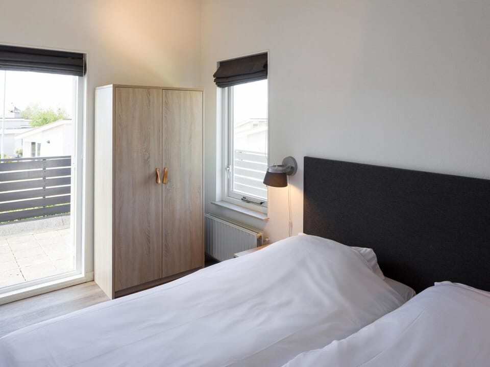 Holiday Home w/ Sauna Near Beach House in Kamperland