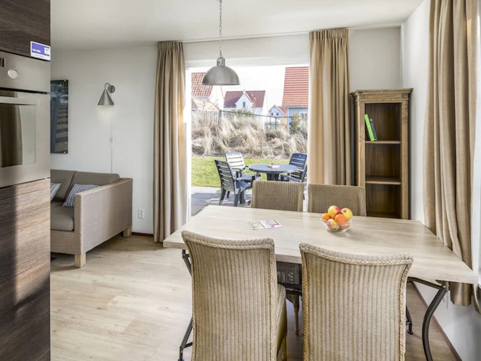 Villa | Dining