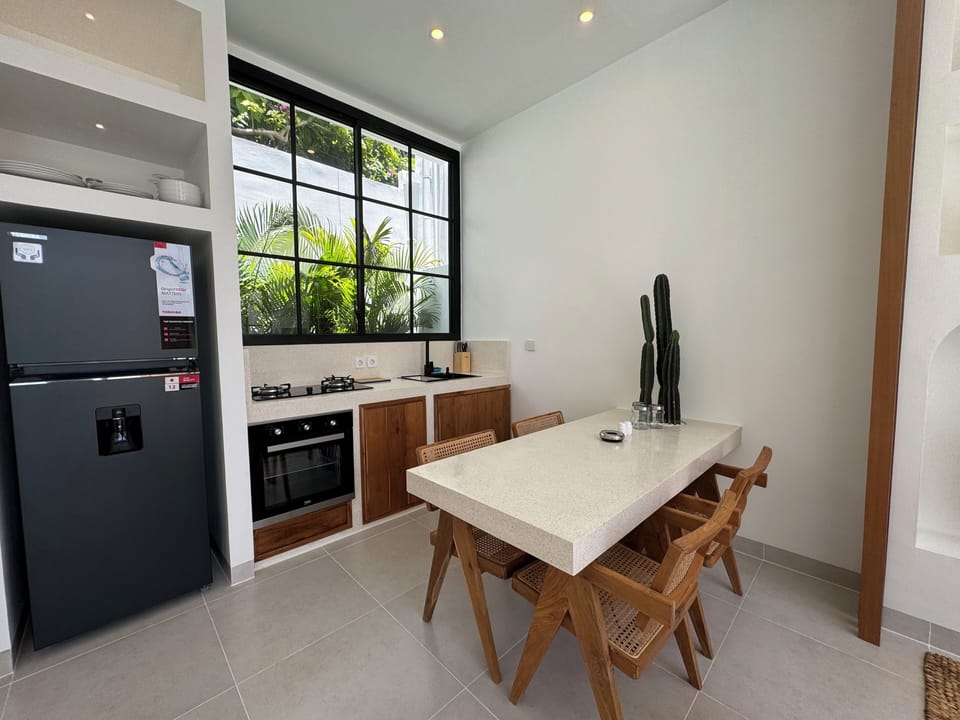 Deluxe Villa, Lanai | Private kitchen