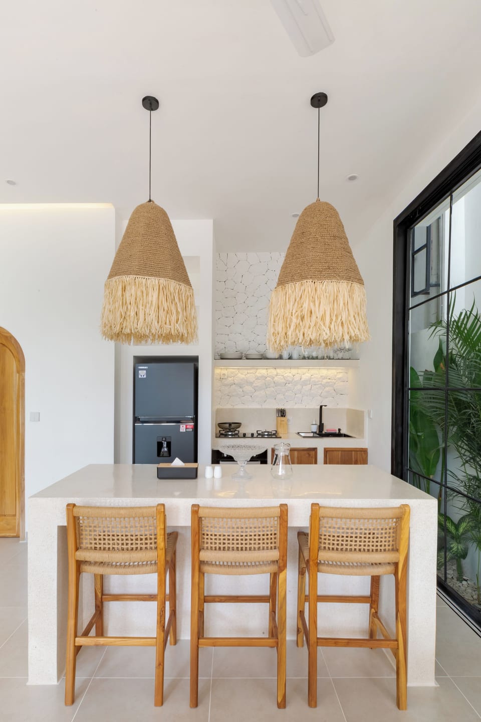 Luxury Villa | Private kitchen | Full-size fridge, cookware/dishes/utensils