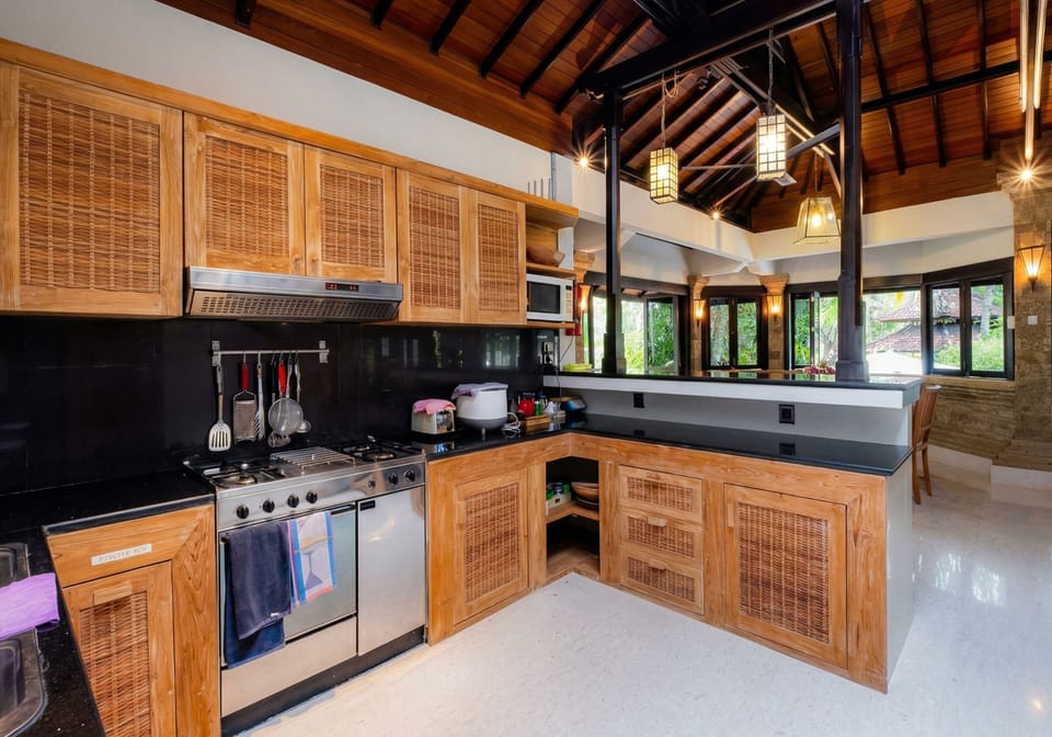 Villa, 4 Bedrooms, Private Pool | Private kitchen | Electric kettle