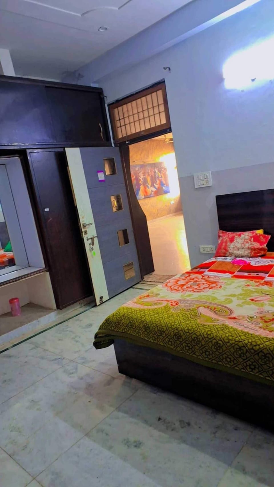 In-room safe, desk, laptop workspace, free WiFi