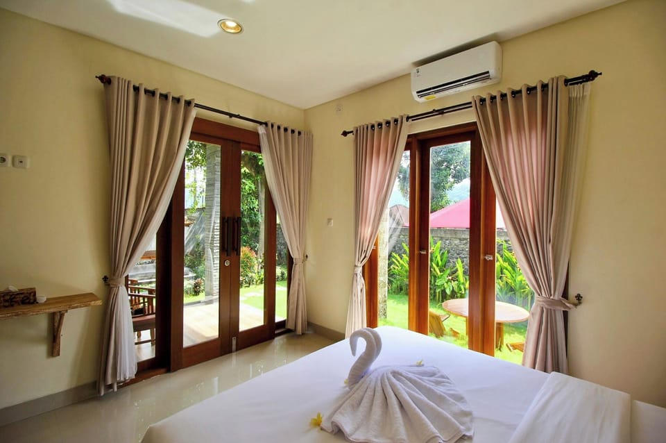 Deluxe Room, Garden View | Garden view