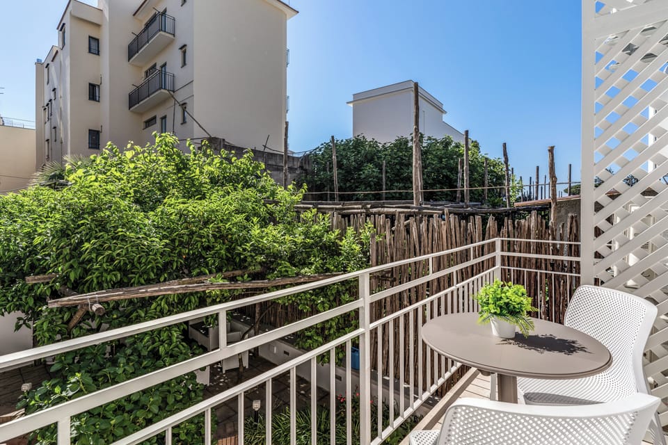 Superior Double Room, Balcony, Courtyard View | Terrace/patio