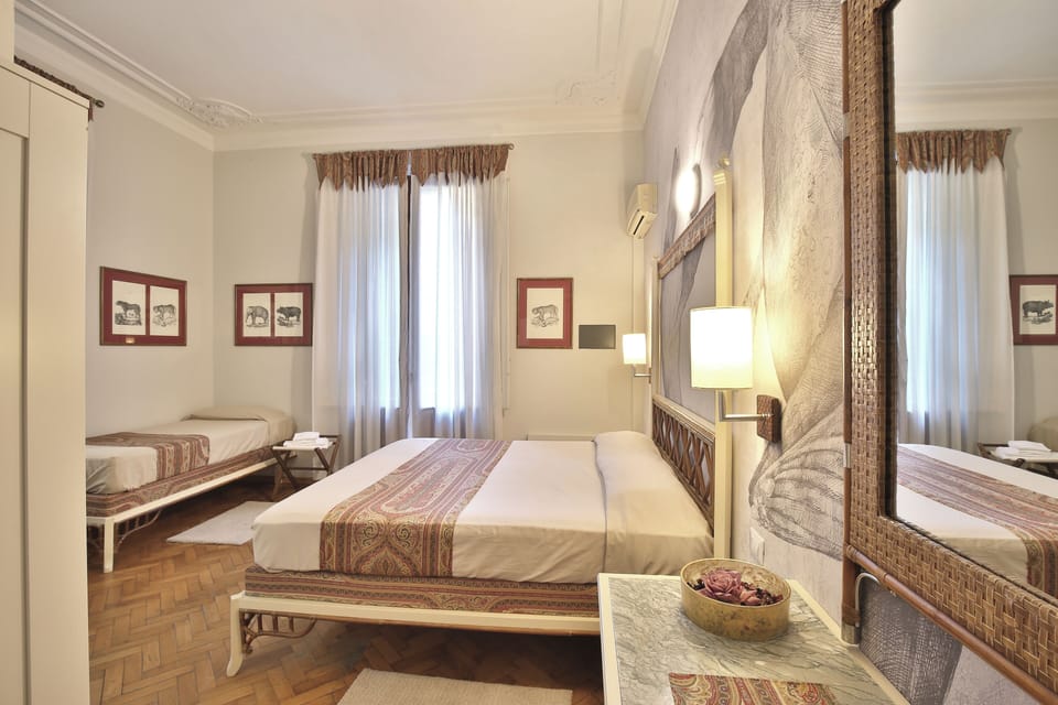 Standard Triple Room | Desk, free WiFi, bed sheets