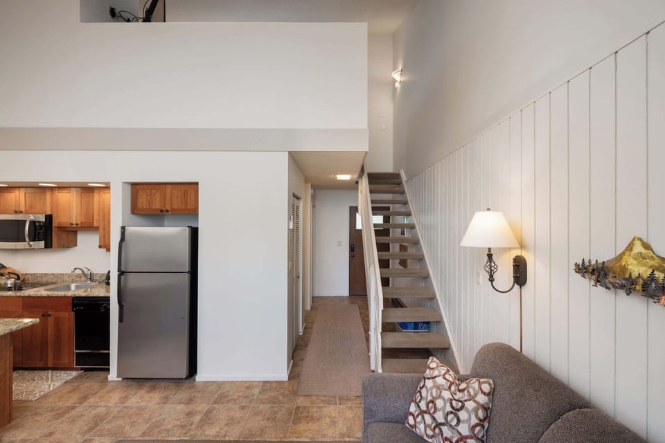 Condo, Multiple Beds, Balcony, Garden View (Ponderosa) | Interior