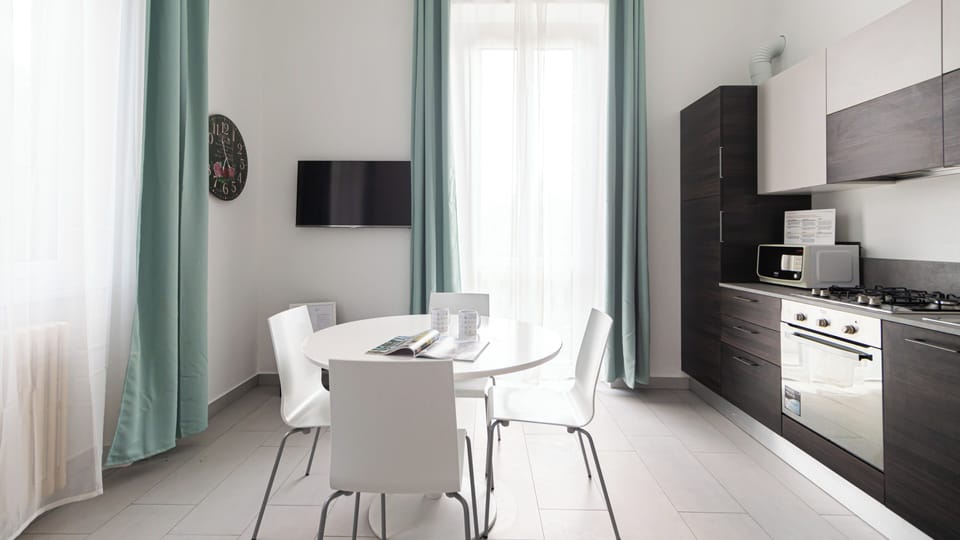Apartment (1 Bedroom) | Interior