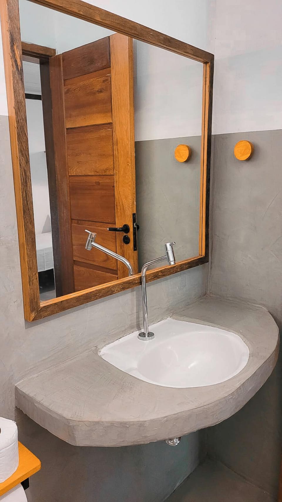 Superior Triple Room | Bathroom | Shower, towels, toilet paper