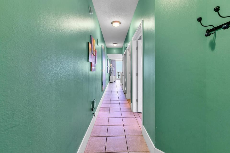 Condo, 1 King Bed with Sofa bed (Majestic Beach Towers 1-2013) | Interior