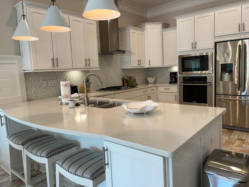 House, Multiple Beds (Town of Prominence- Just Beachy) | Private kitchen | Oven, toaster