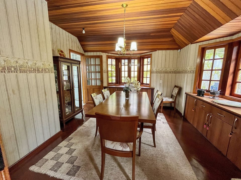 Villa | Dining