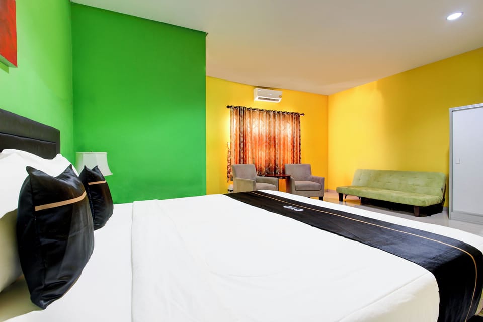 Standard Suite | Free WiFi, bed sheets