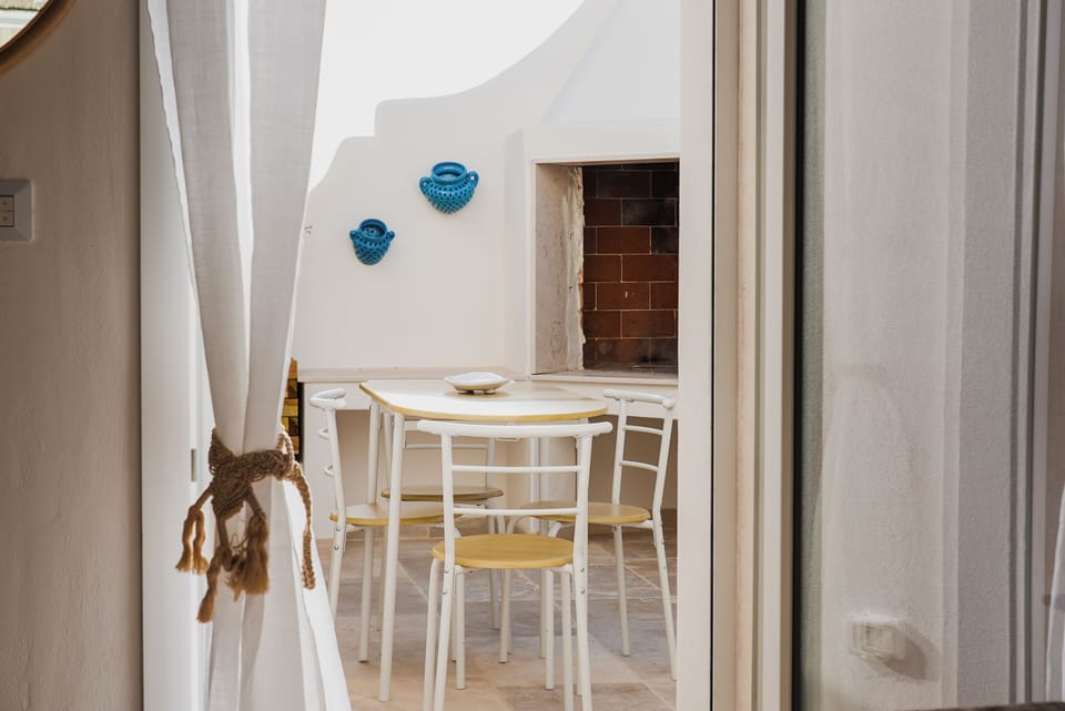 Individually decorated, individually furnished, soundproofing, free WiFi