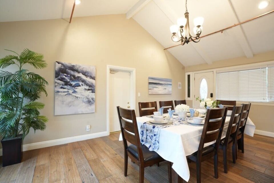 House, Multiple Beds, Pool Access, Pool View (Destination #21) | Dining