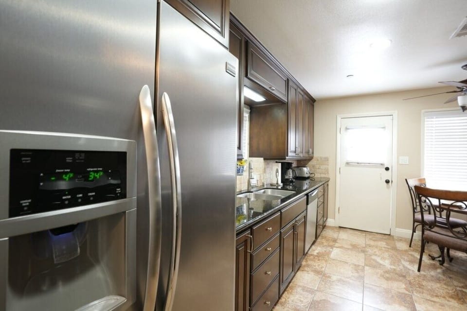 House, Multiple Beds, Pool Access, Pool View (Destination #14) | Private kitchen | Electric kettle