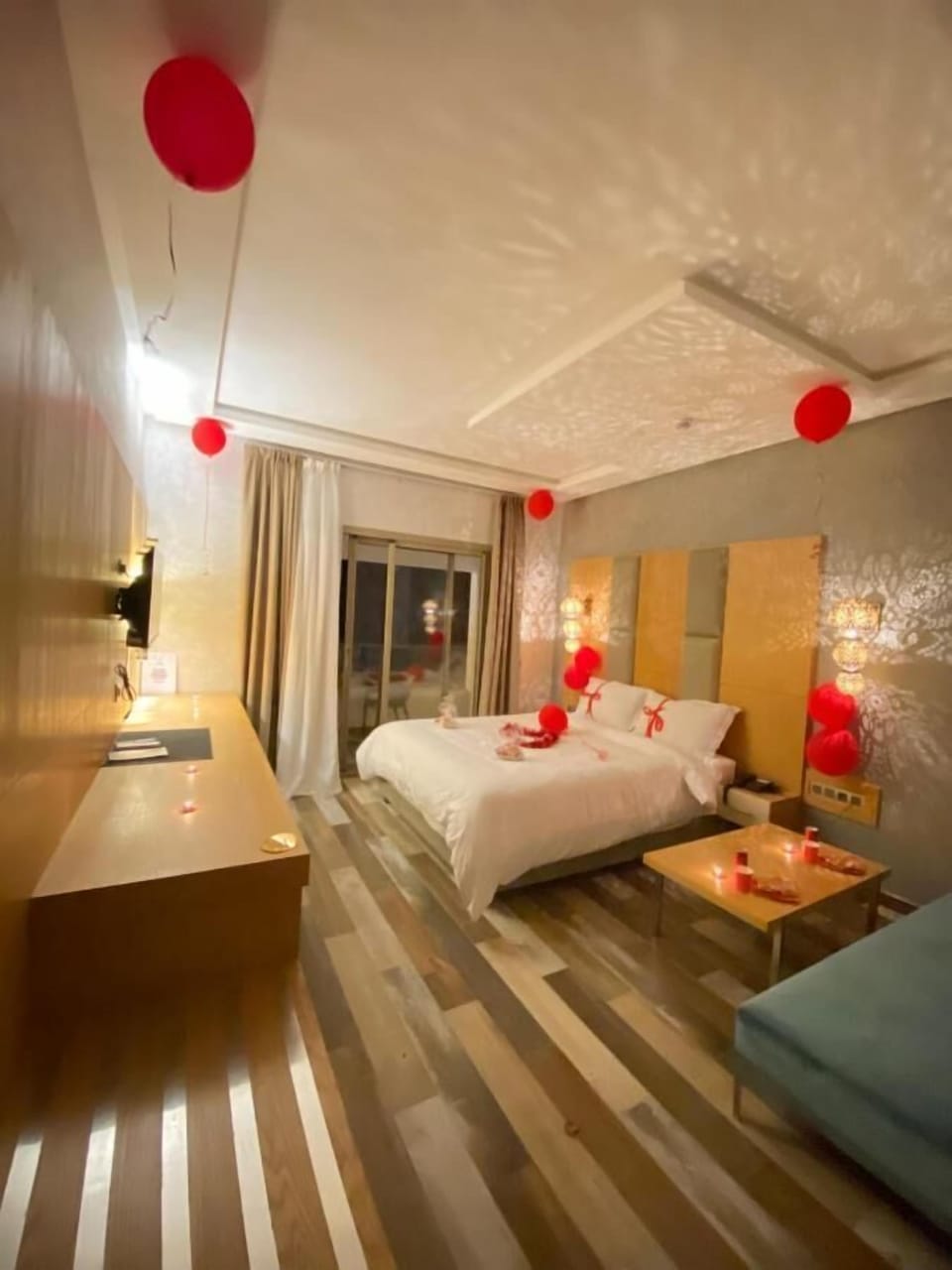 Deluxe Double Room, 1 King Bed, Sea View | Down comforters, in-room safe, free WiFi