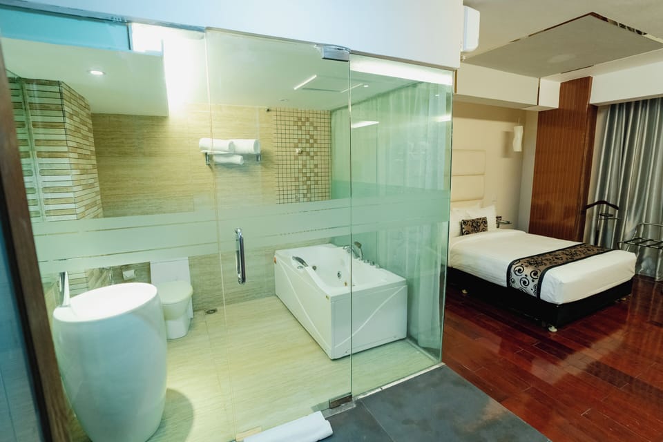 Grand Suite | Bathroom