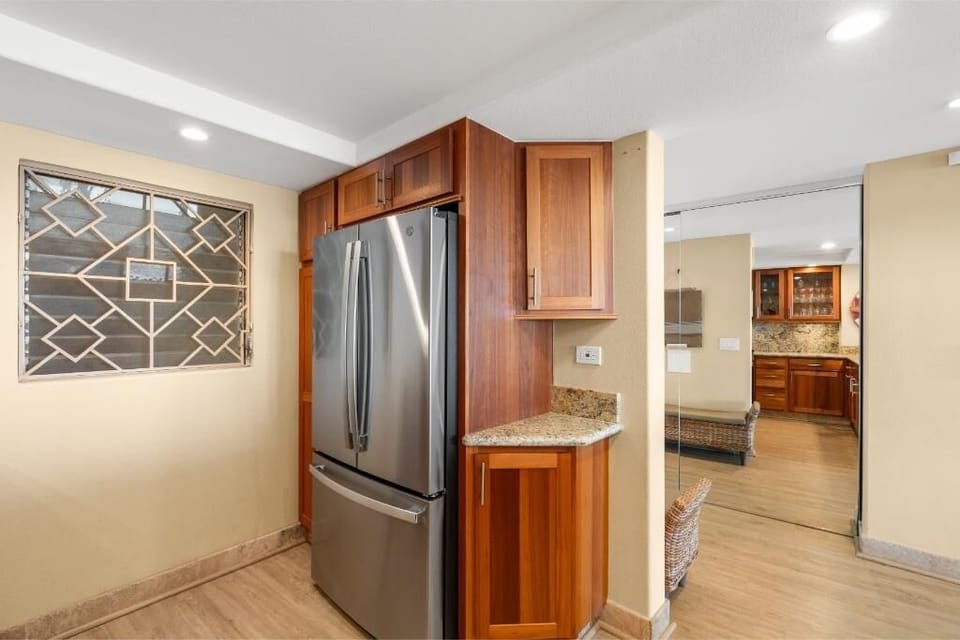 Condo, 3 Bedrooms | Interior