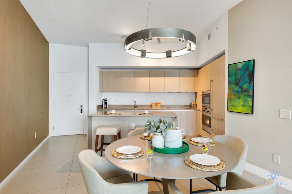 House | 1 bedroom, desk, high-speed internet