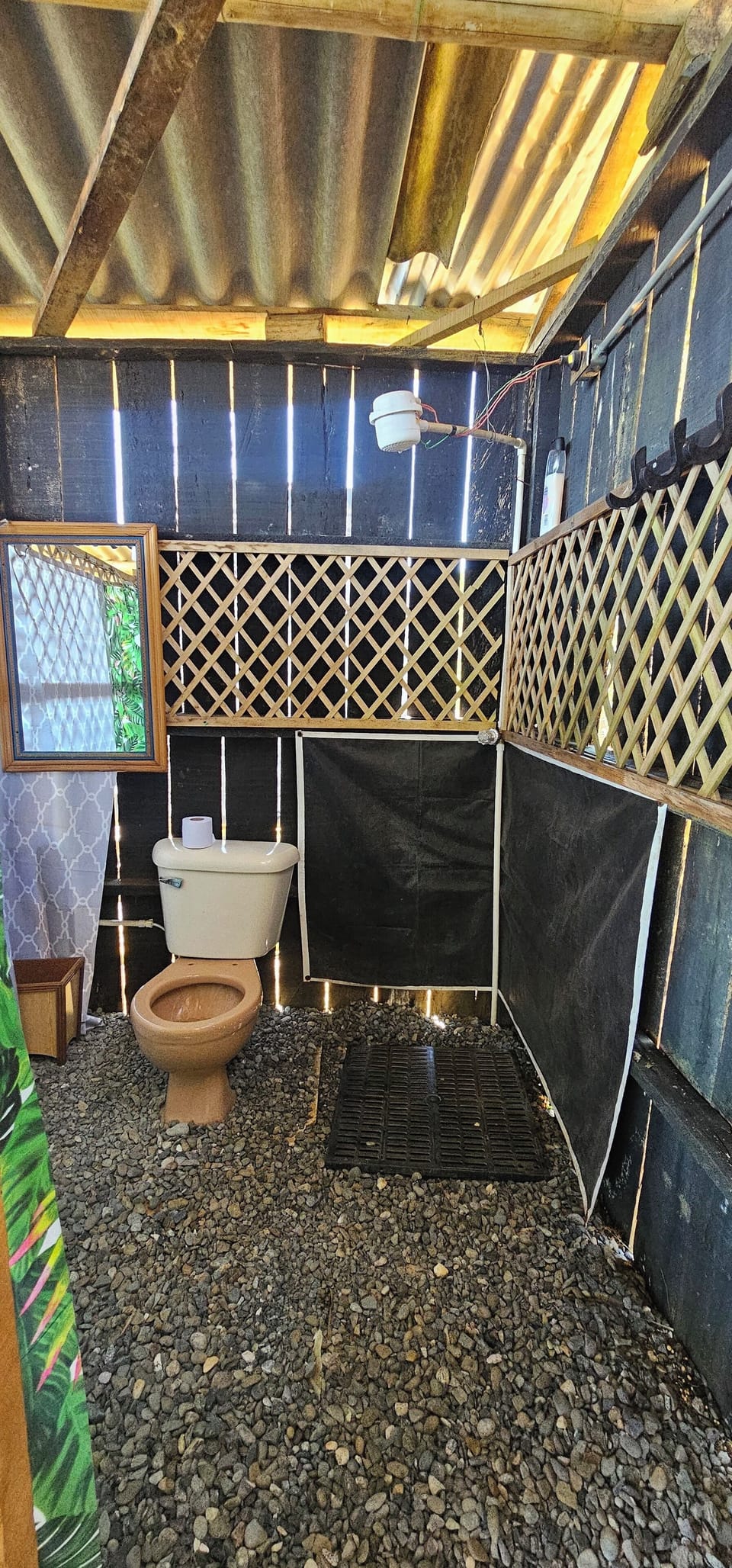 Economy Room, City View | Bathroom