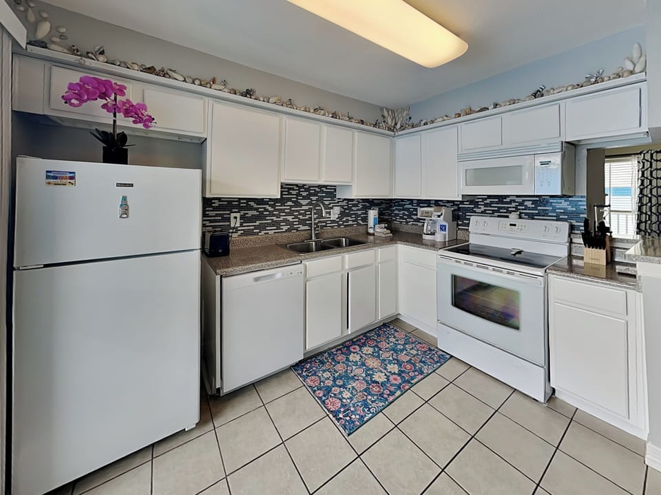 Condo (2 Bedrooms) | Miscellaneous