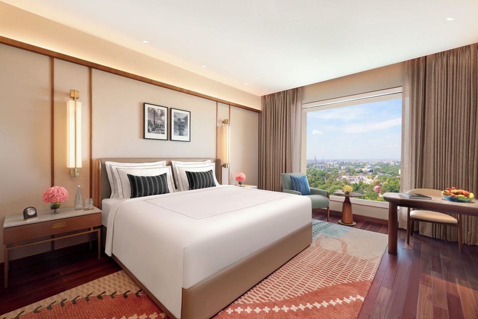 Egyptian cotton sheets, premium bedding, minibar, cribs (free)